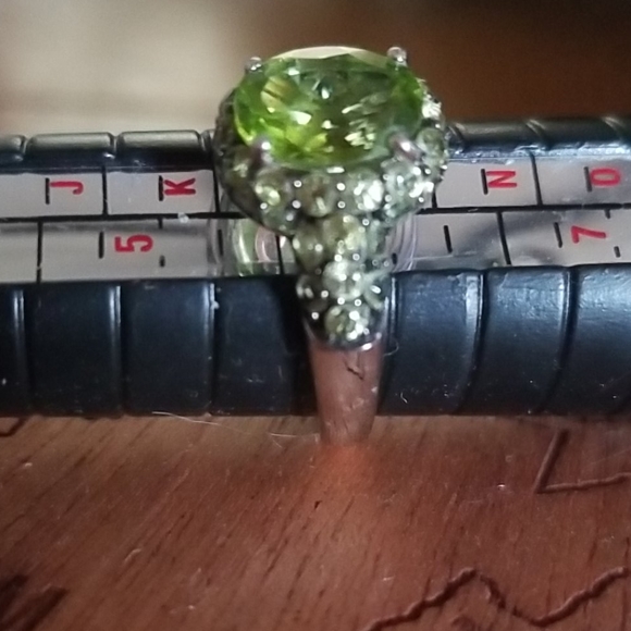 Sterling Silver Oval Pave Peridot Ring - Picture 3 of 6